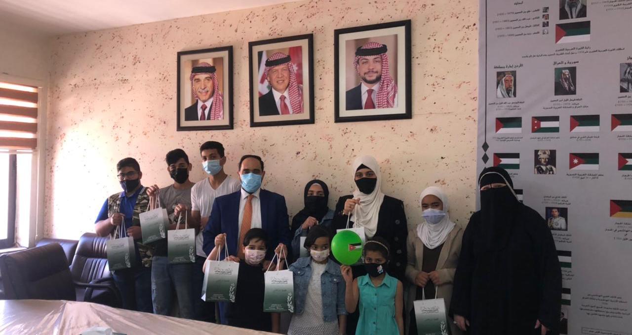 ahli Microfinance Company Contributes Closely To Supporting The Distance Education Process
